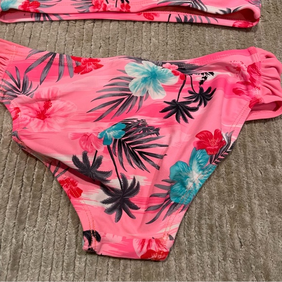 Girls ZeroXposur ‘Haven On Earth’ 3-Piece Swimsuit Set - Picture 6 of 10